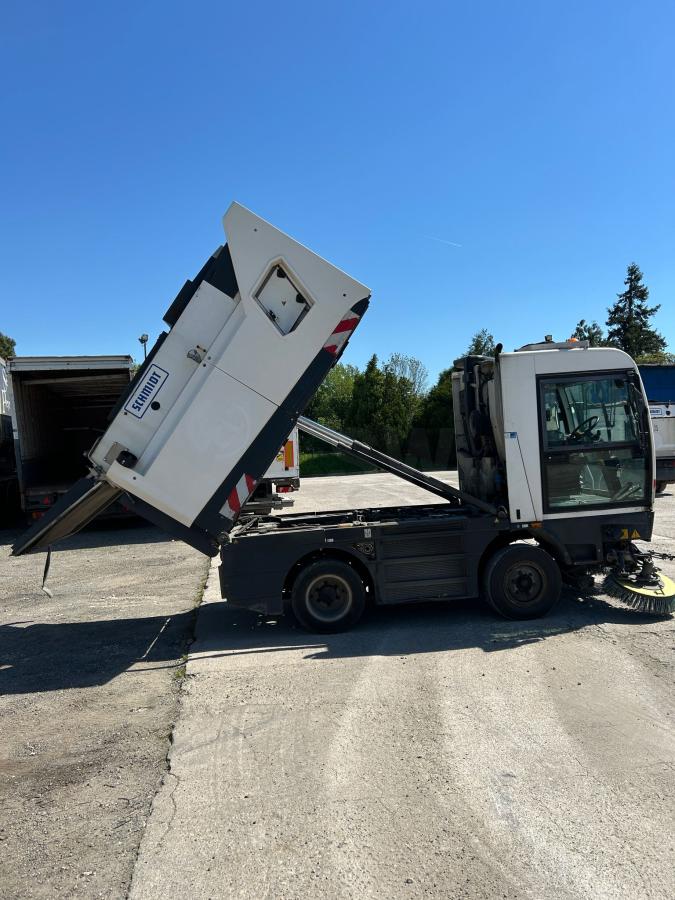 Mezzo di rete stradale Schmidt CleanGo 500 Compact 400