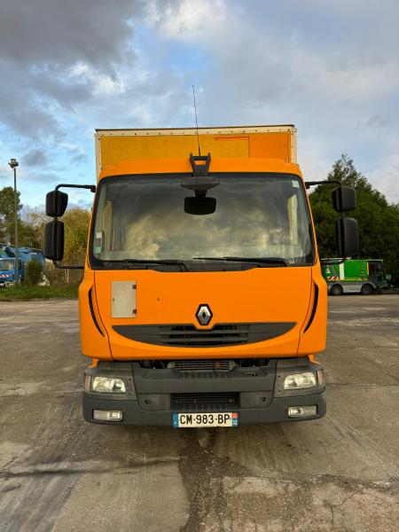 vrachtwagen Renault Midlum 220