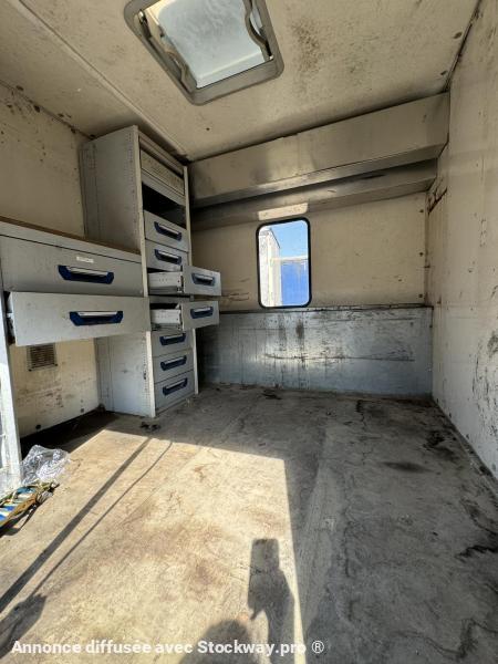 Photo Iveco Eurocargo 100E18 image 11/12