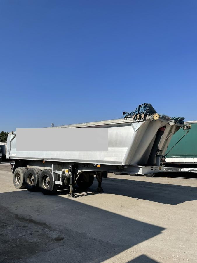 Semi-trailer Benalu Non spécifié