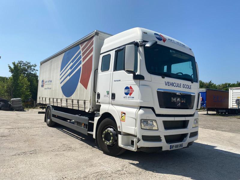 Truck MAN TGX 18.360