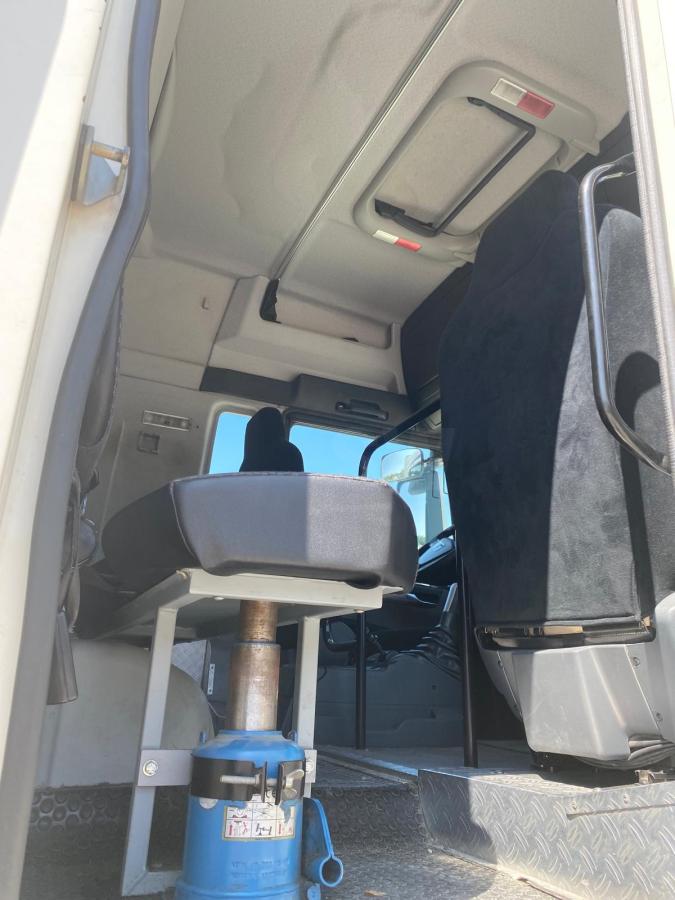 Truck MAN TGX 18.360