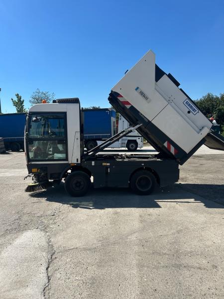 Road network trucks Schmidt Clingo