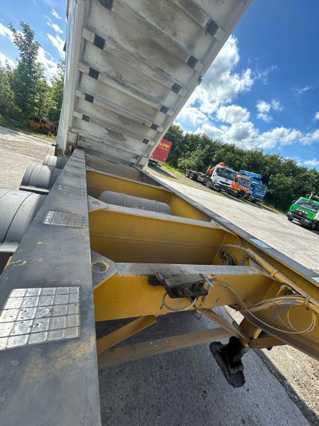 Semi-trailer Stas Non spécifié