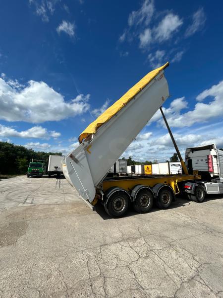 Semi-trailer Stas Non spécifié