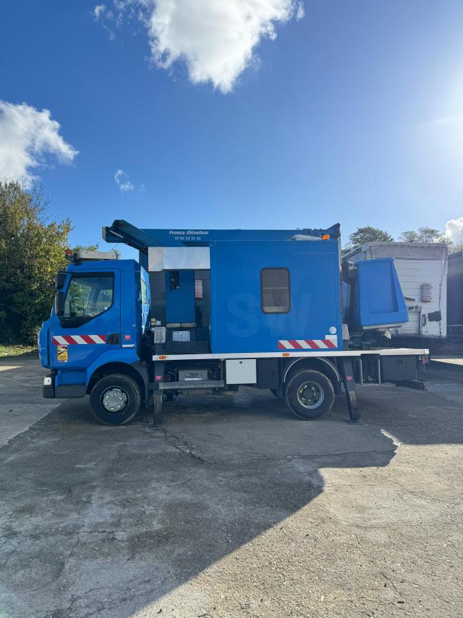 Camion Renault Midlum 180