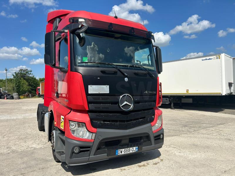 Tractor Mercedes Actros 1845