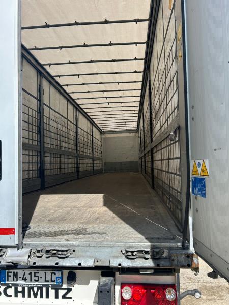 Semirimorchio Schmitz Cargobull Non spécifié