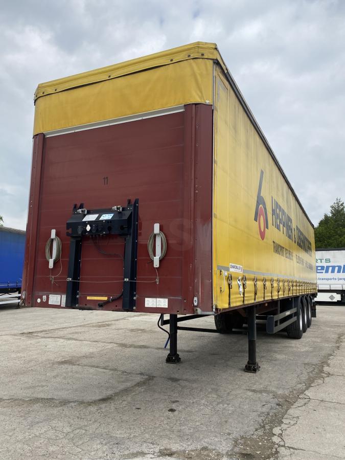 Semi-remorque SCHWARTZMULLER PORTE BOBINES PORTE BOBINES
