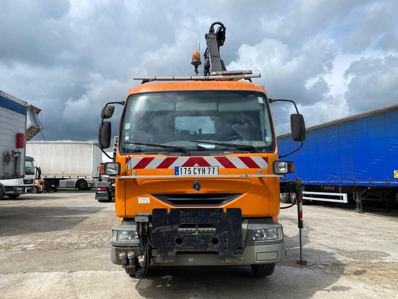 Camion Renault Midlum 180