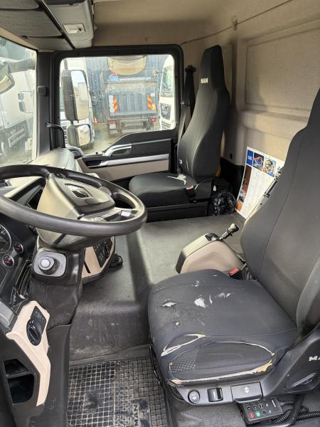 Camion MAN TGM