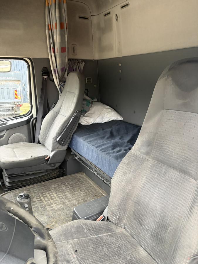 Ciągnik siodłowy Volvo FH12 380