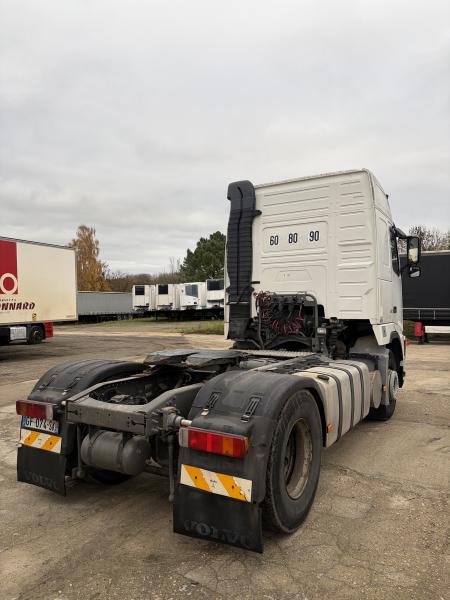 Ciągnik siodłowy Volvo FH12 380