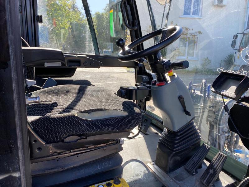 Strassenreiniger Mathieu Azura