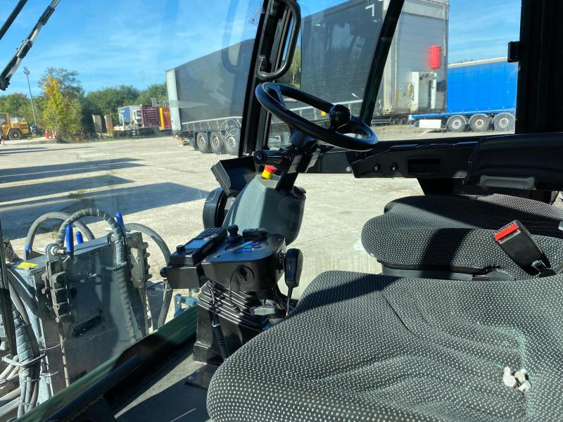 Strassenreiniger Mathieu Azura