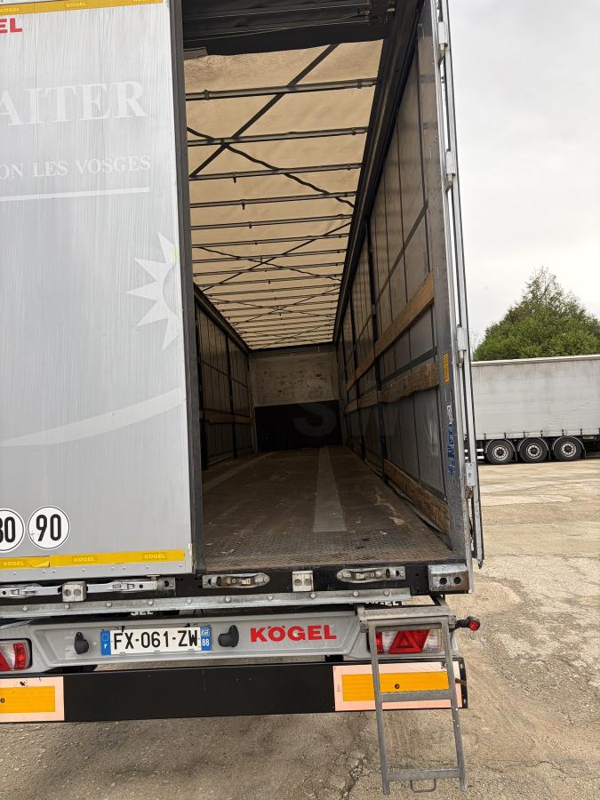 Semi-remorque Kögel Non spécifié