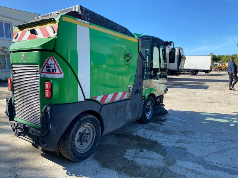 Engin de voirie Mathieu Azura