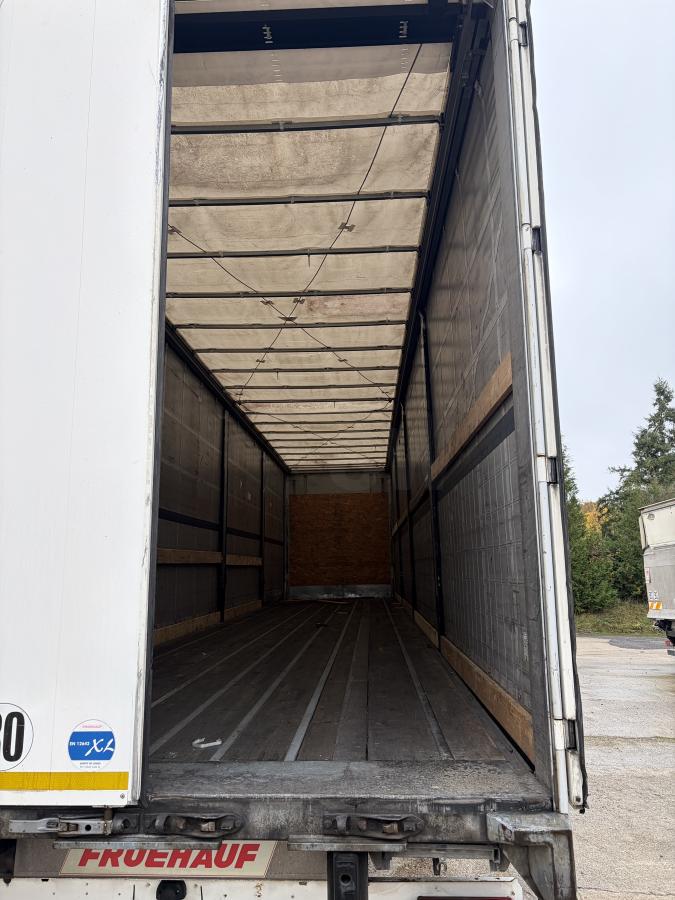 Semi-remorque Fruehauf Non spécifié