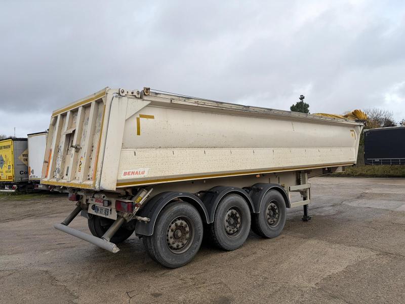 Semi-remorque Benalu Non spécifié