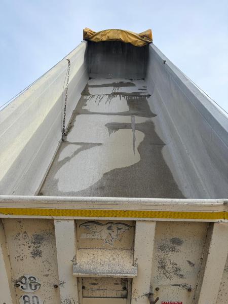 Semi-remorque Benalu Non spécifié