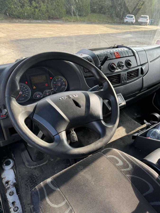 Camion Iveco Eurocargo 160E30