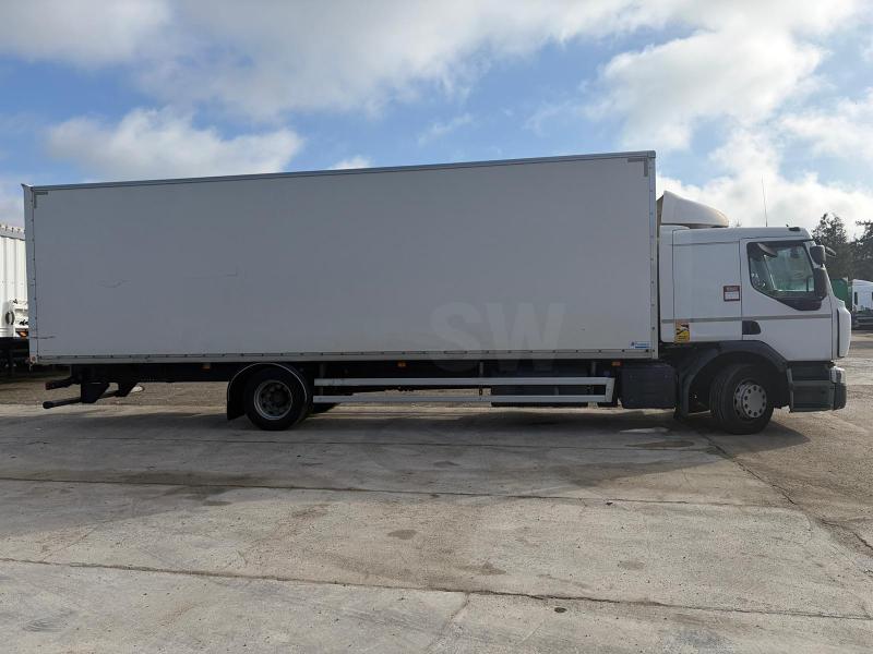 Truck Renault D-Series