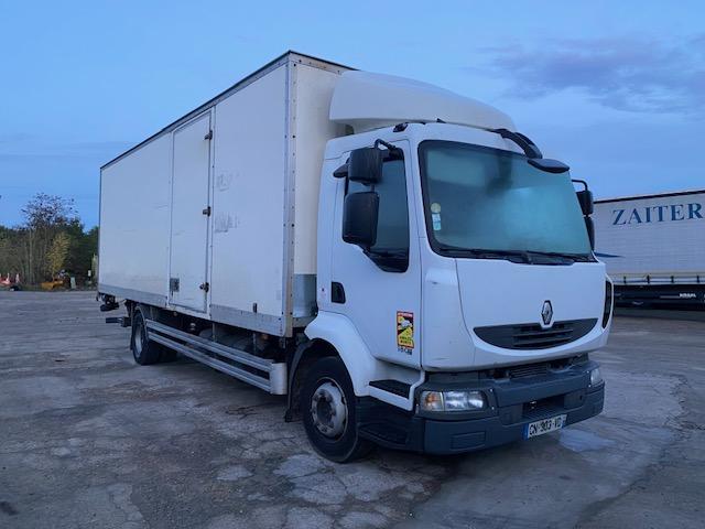 Camion Renault Midlum 180