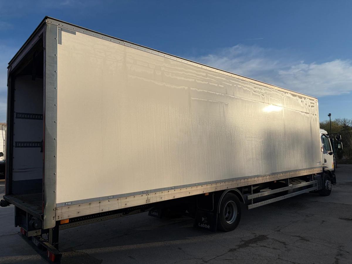 Camion Renault D-Series