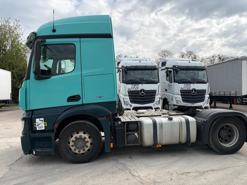 Tracteur Mercedes Actros