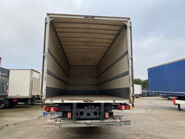 Camion Mercedes Actros