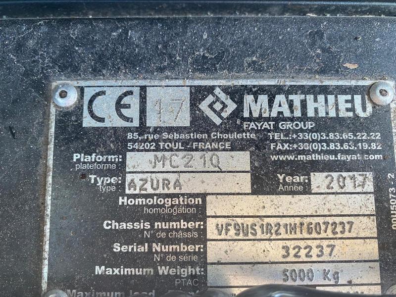 Engin de voirie Mathieu Azura