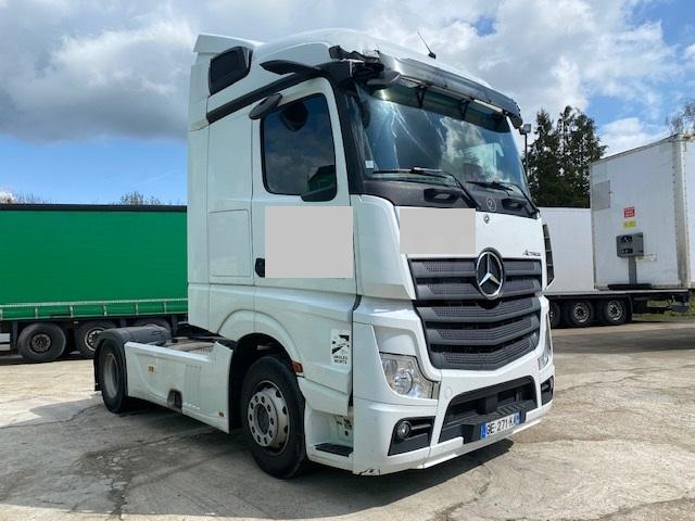 Mercedes Actros 1846