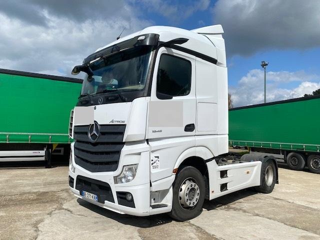 Tracteur Mercedes Actros 1846