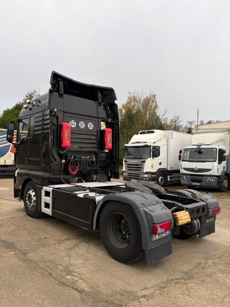 Cabeza tractora MAN TGX 18.440