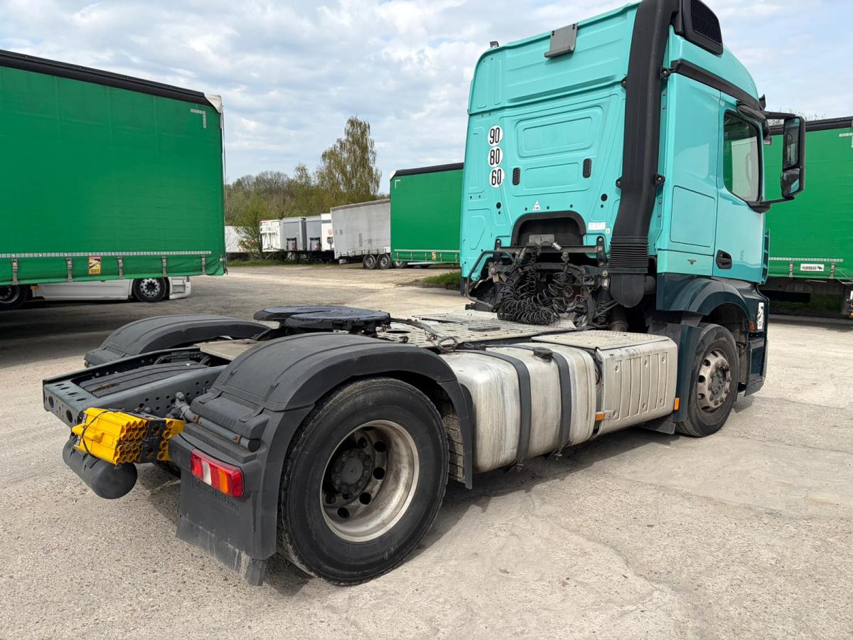Cabeza tractora Mercedes Actros