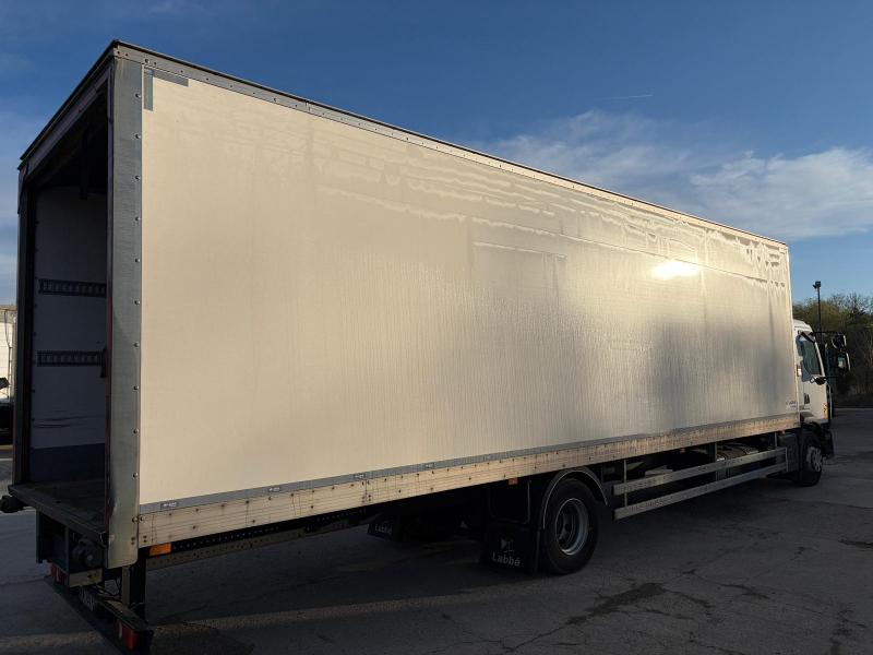 Camion Renault D-Series