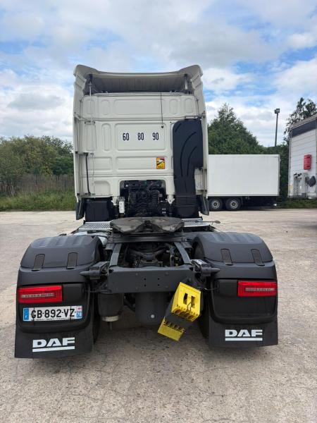 Tracteur DAF XF 530
