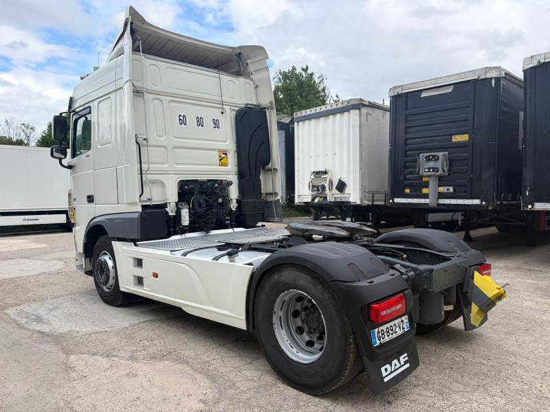 Tracteur DAF XF 530