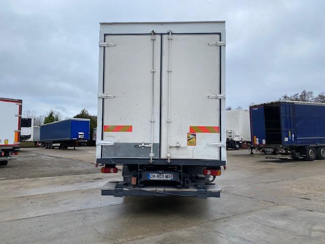 Camion Volvo FE 300