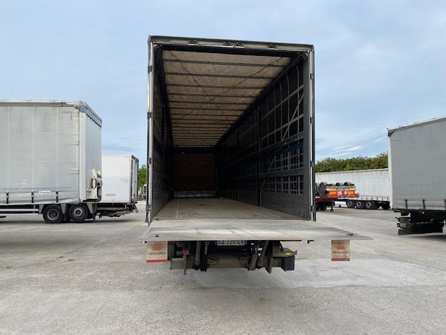 Semi-remorque Fruehauf Non spécifié