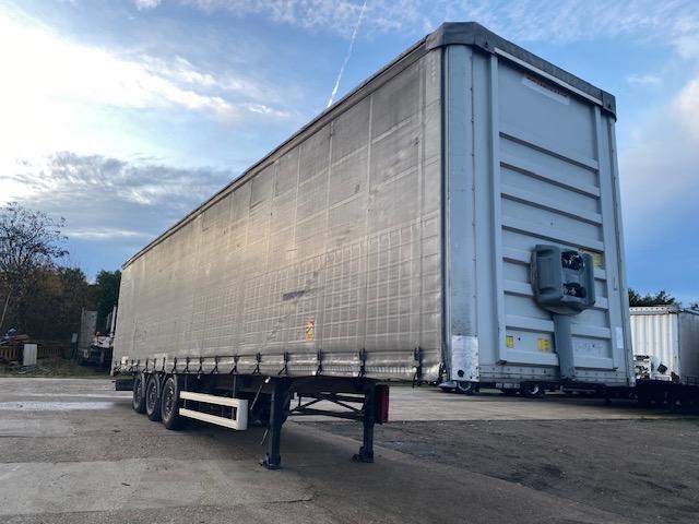 Semi-remorque Fruehauf Non spécifié