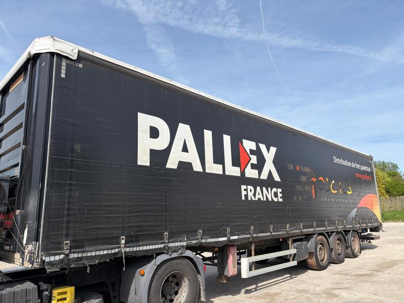 Semi-remorque Fruehauf Non spécifié