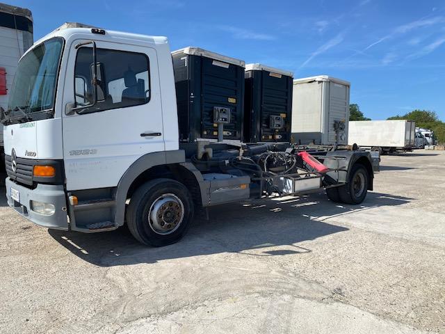 Camion Mercedes Atego 1823