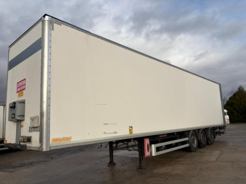 Semi-remorque Fruehauf Non spécifié