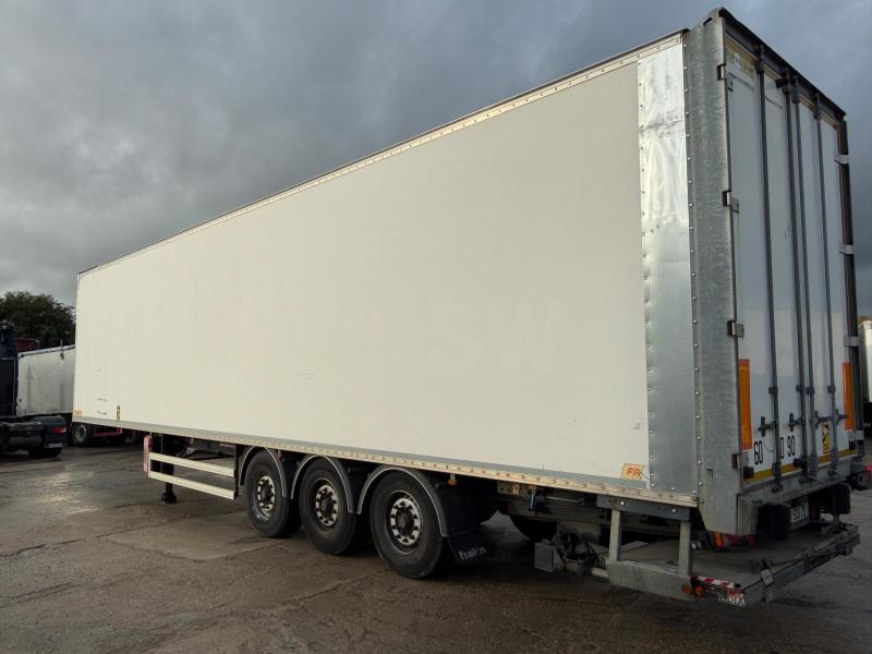 Semi-remorque Fruehauf Non spécifié