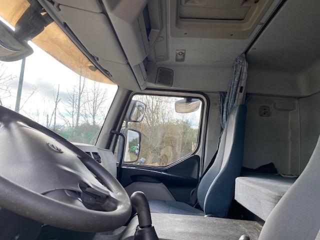 Camion Volvo FE 300