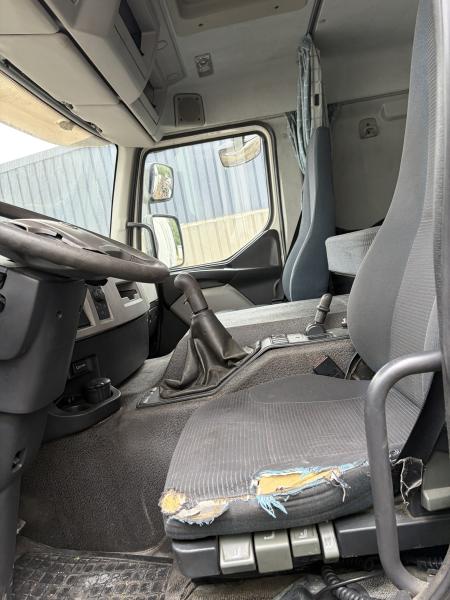 Camion Volvo FE 300