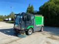 Engin de voirie  Camion balayeuse Mathieu Azura