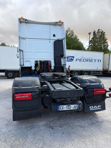 Tracteur DAF XF 530