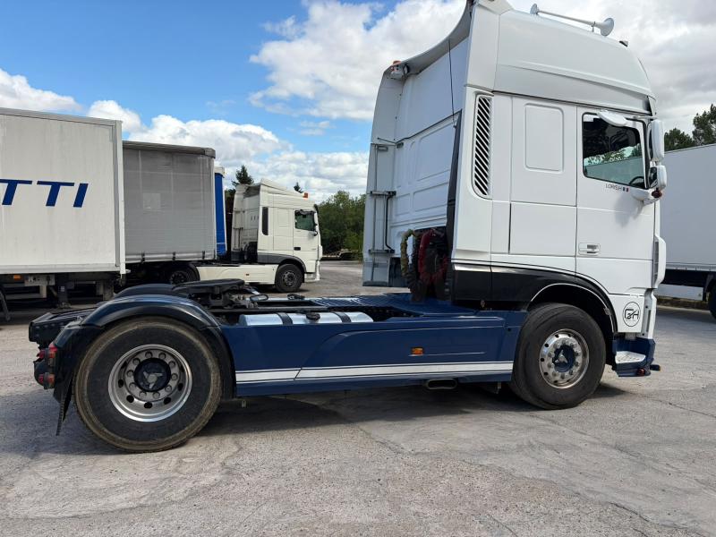 Tracteur DAF XF 530